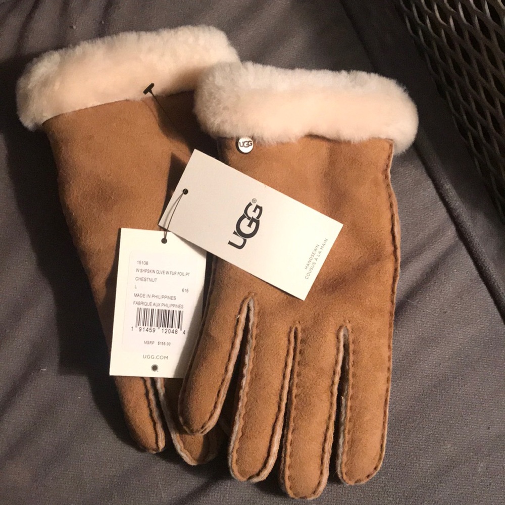 New ugg gloves.  Women’s. Size large